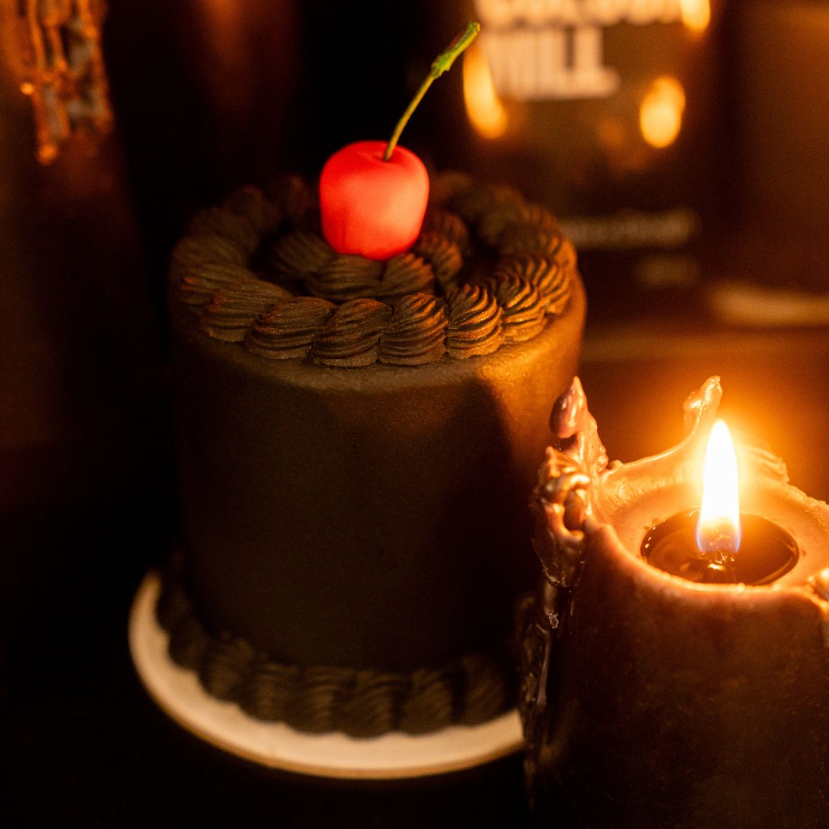 Colour Mill Sugar Paste Decorators Dough Black 1kg