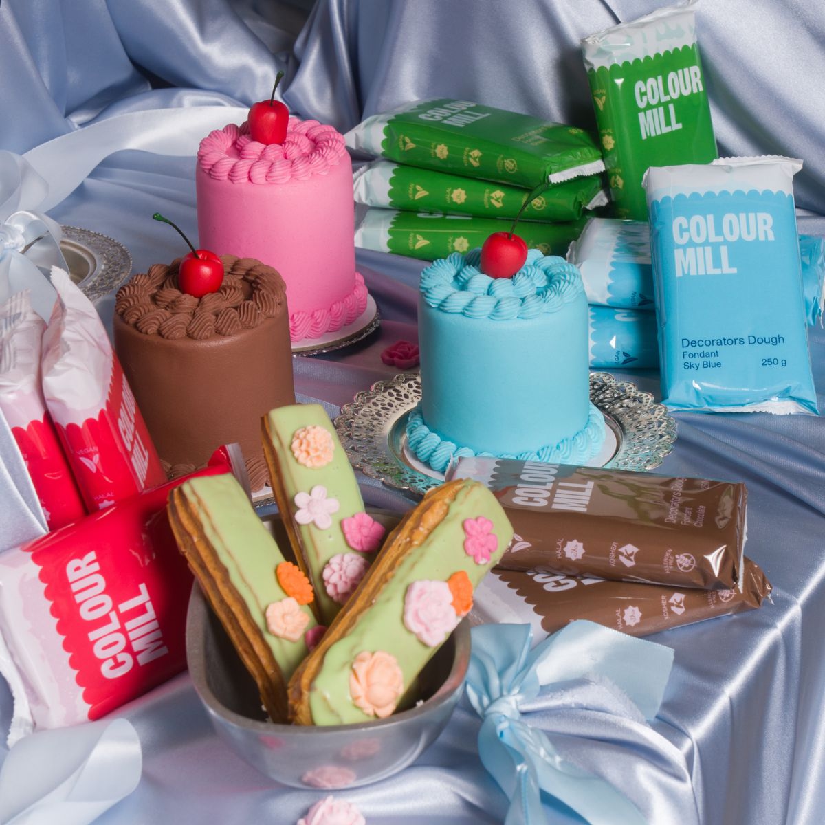 Colour Mill Sugar Paste Decorators Dough Sky Blue 250g