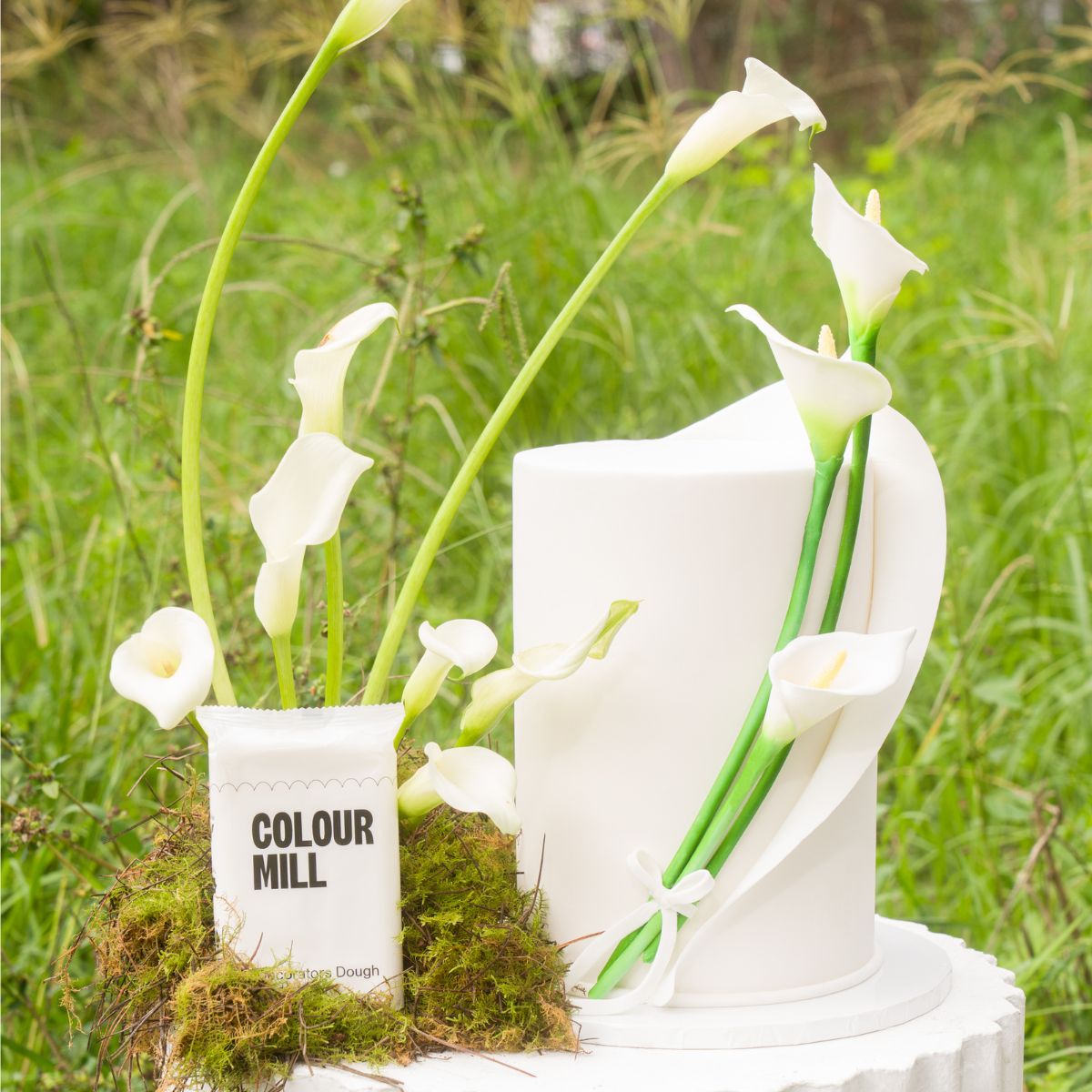 Colour Mill Sugar Paste Decorators Dough White 4kg