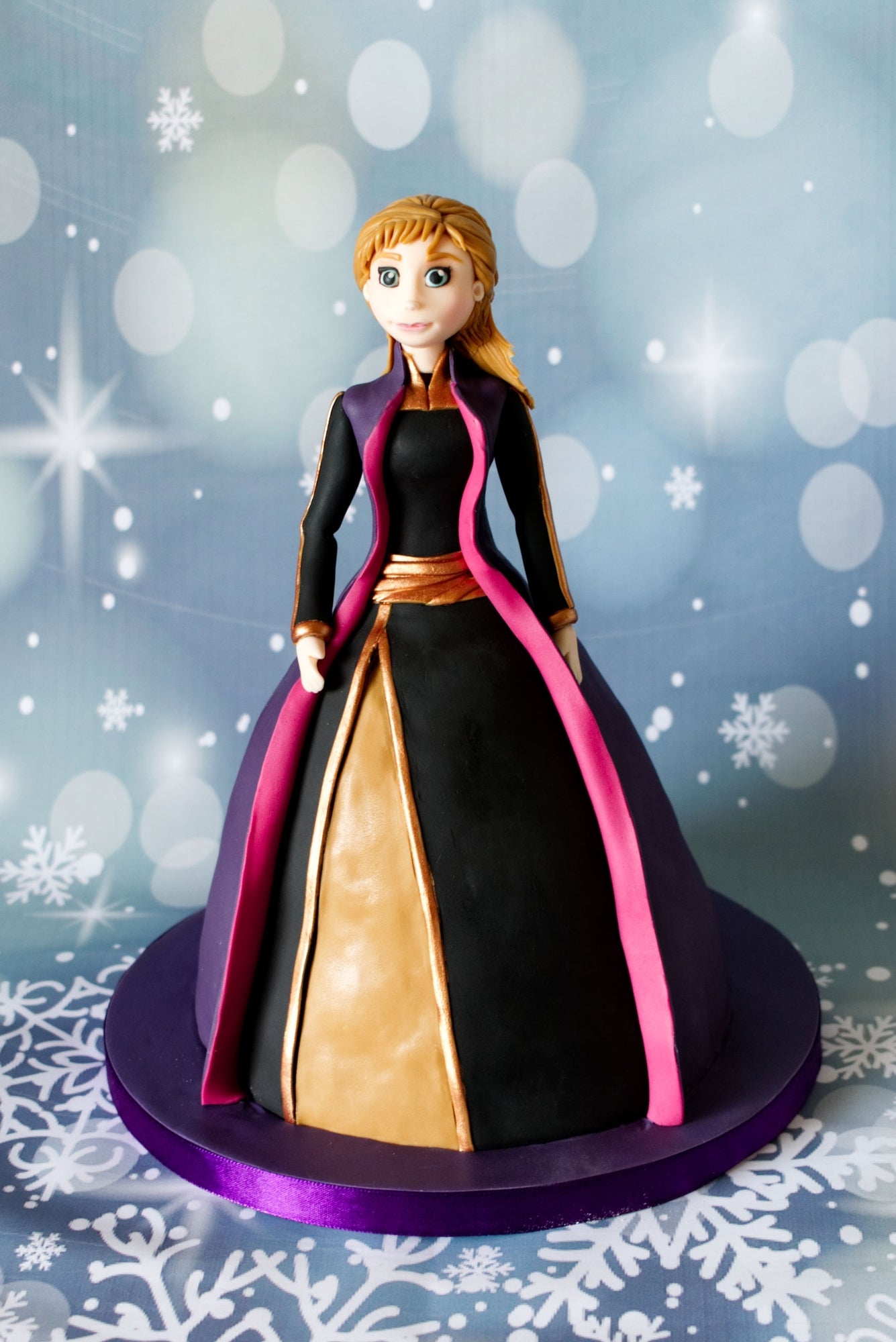 Frozen Anna Barbietaart