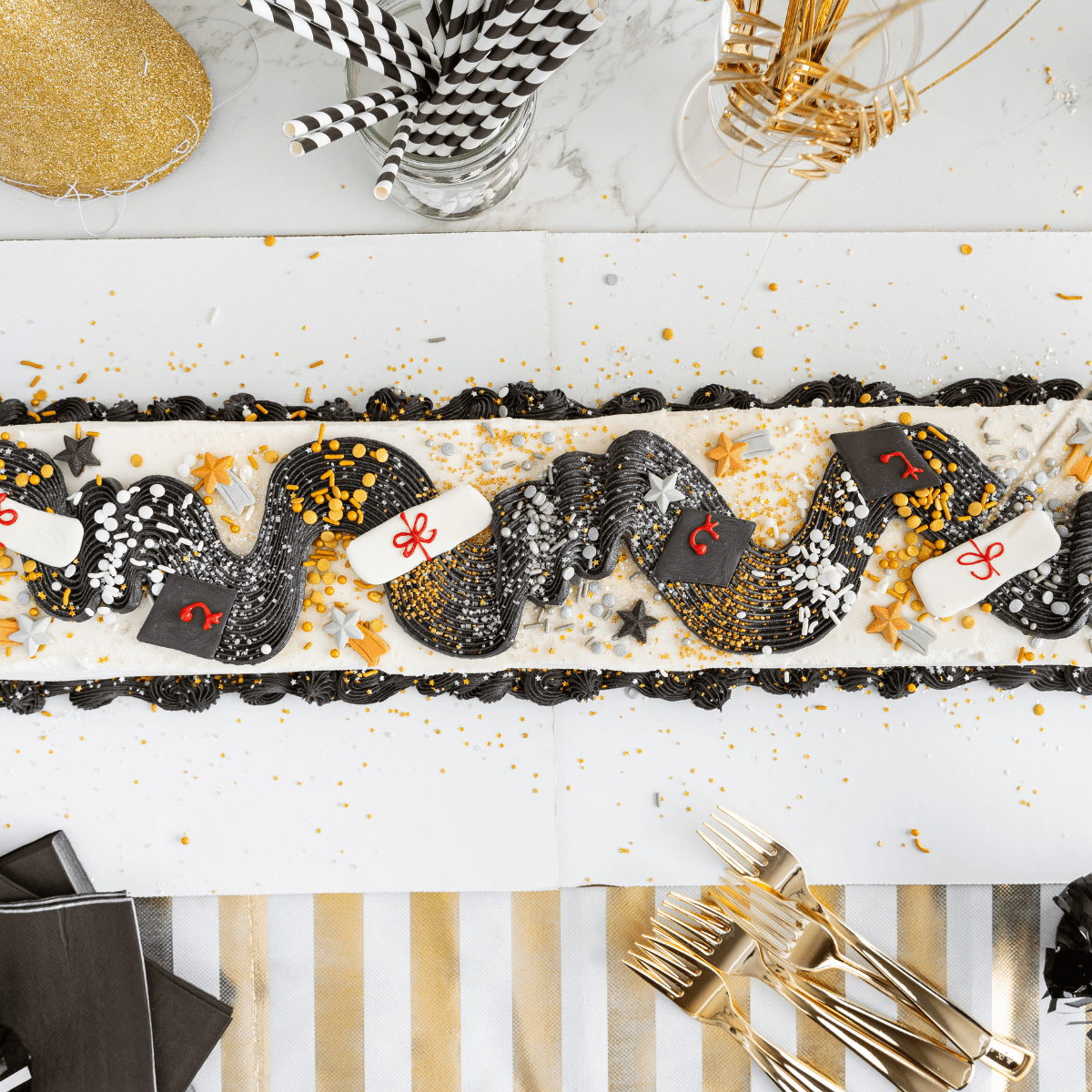 Graduation Centerpiece Cake