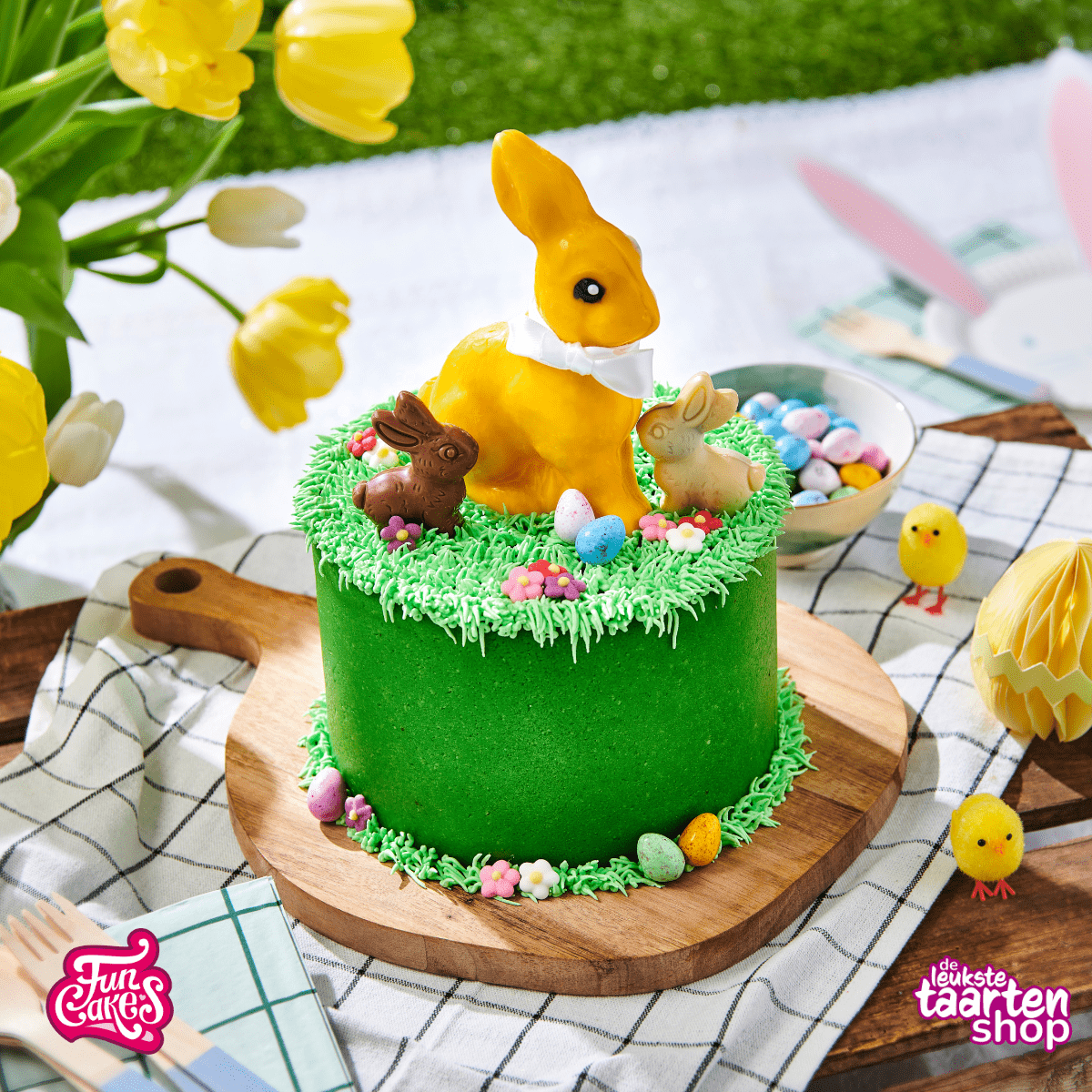 Easter Cake with Deco Melt Bunny 
