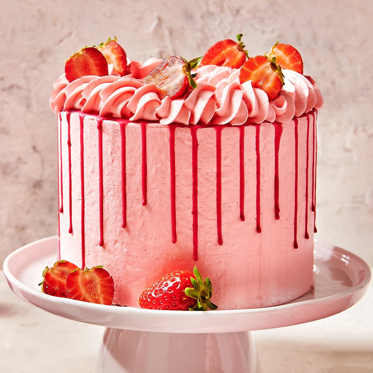 FunCakes Mix for Enchanted Cream® Strawberry 450g