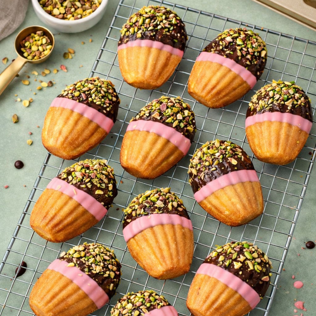 Wilton Madeleine Pan 12-Cavity  