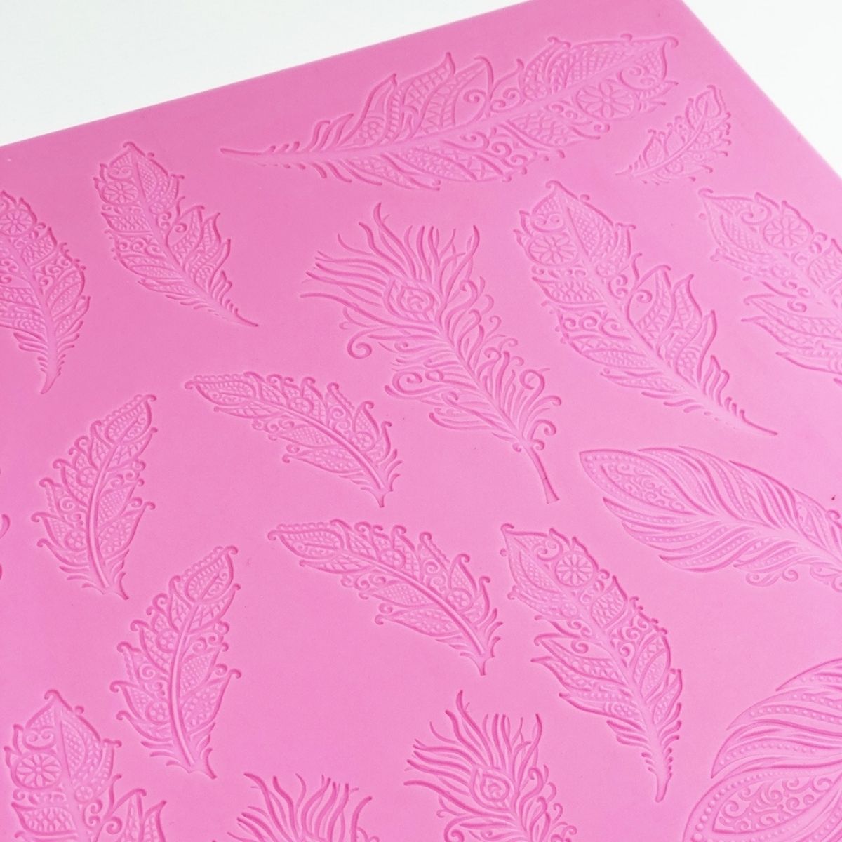 Cake Lace Mat - Feathers 3D Large