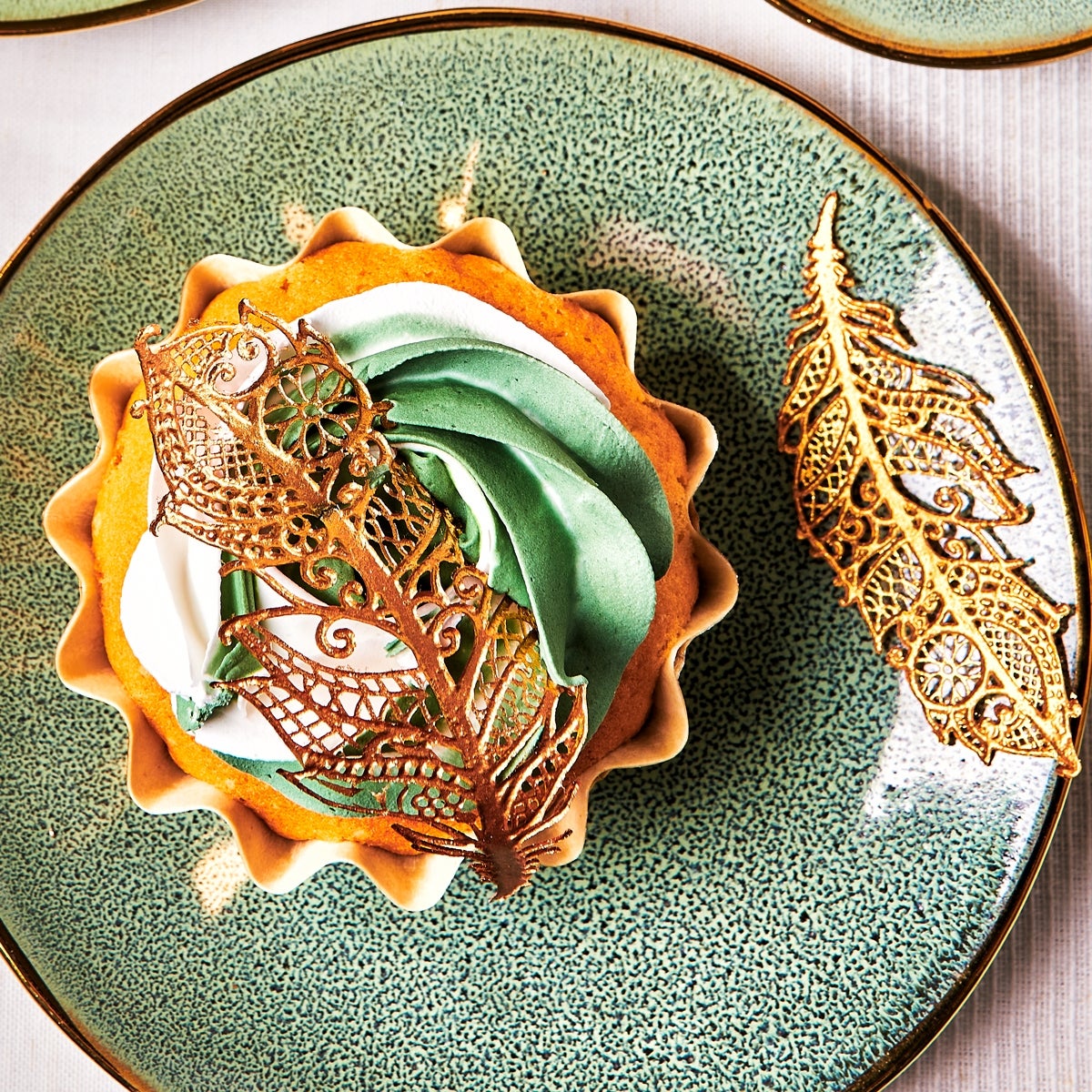 FunCakes Cake Lace Ready to Use Pearl Gold 200 g