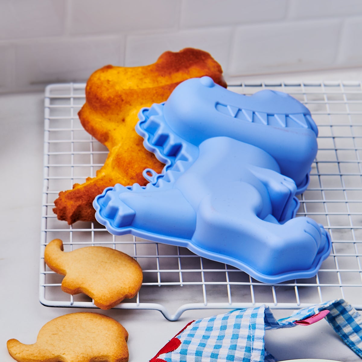 Wilton Baking Kit Silicone Mould Dino Set/3
