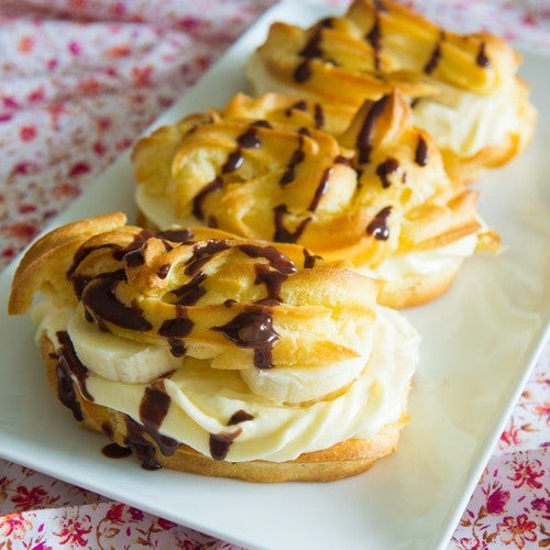 Banana eclairs