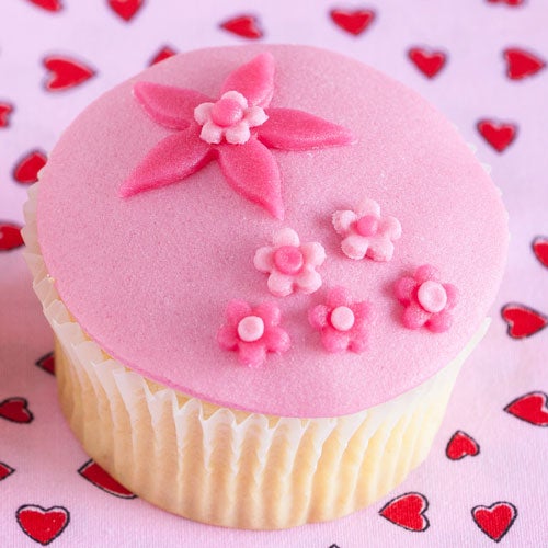 Basic Cupcakes with fondant/marzipan
