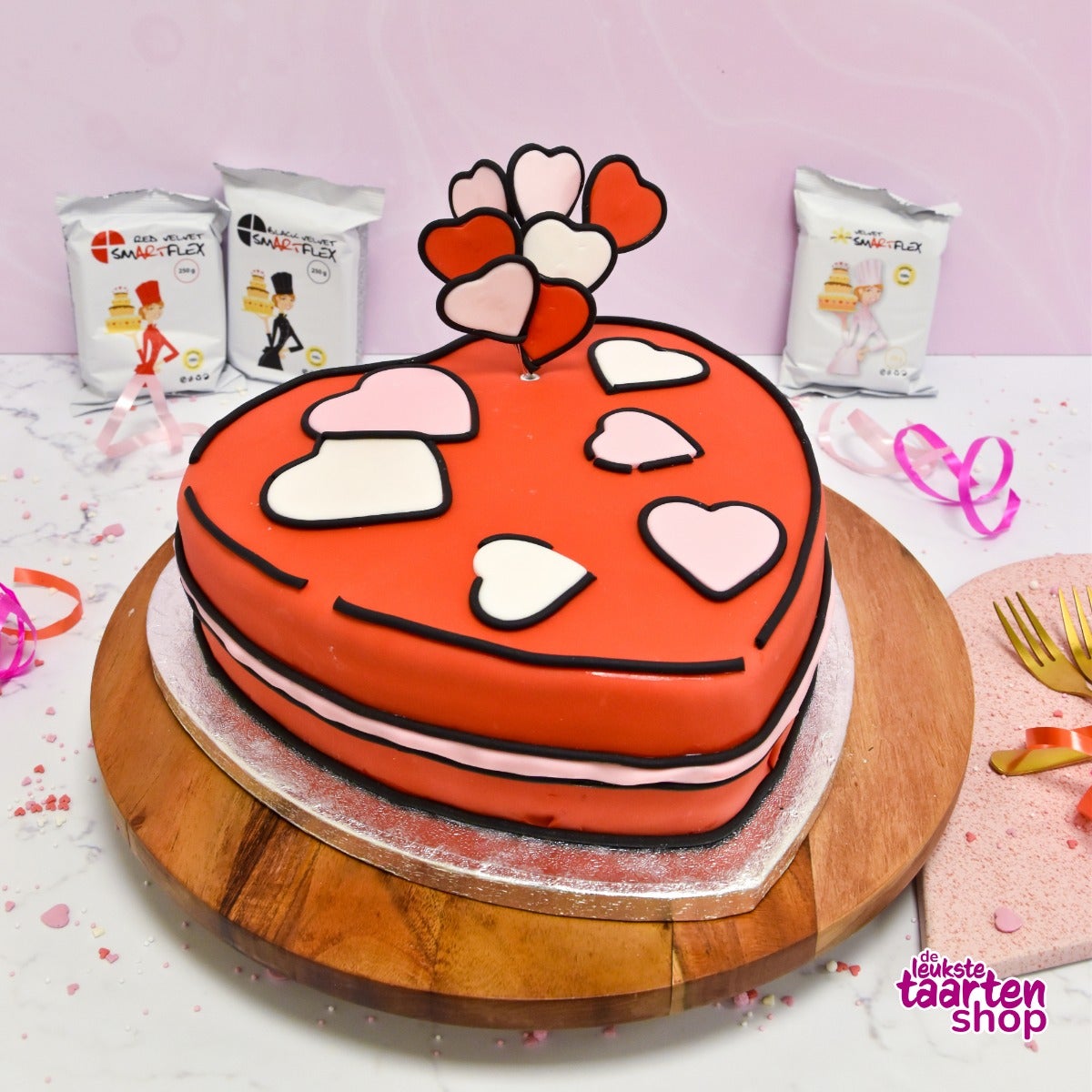 Cartoon Taart met Hartjes