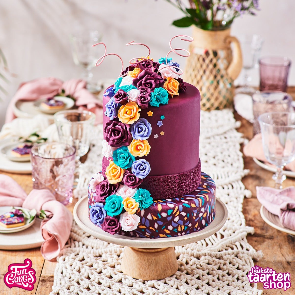Chic Aubergine Colour of the Year Cake
