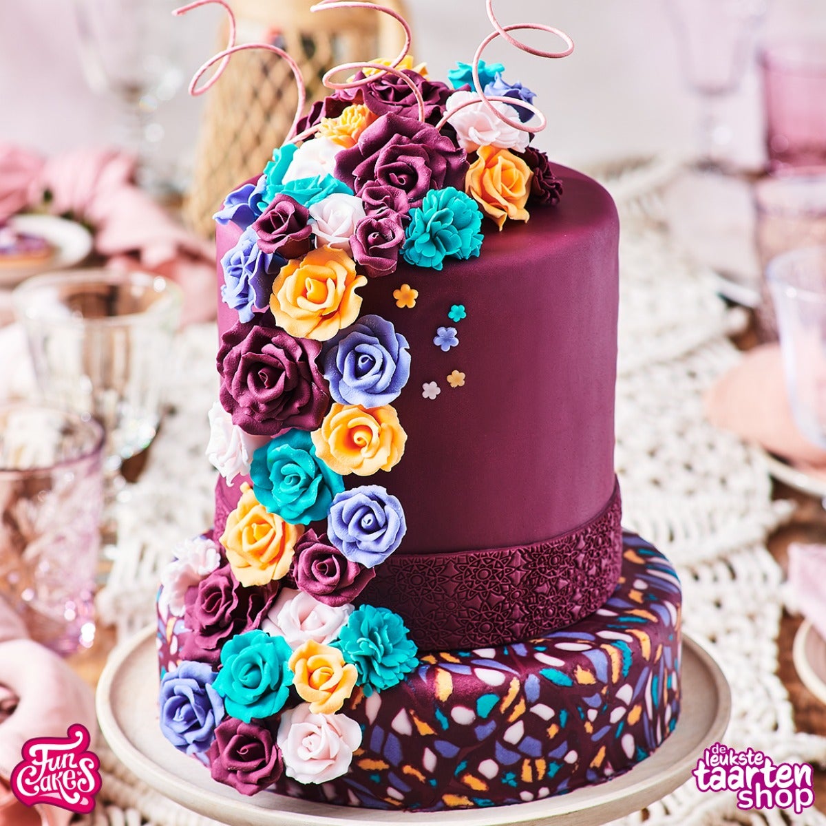 Chic Aubergine Colour of the Year Cake