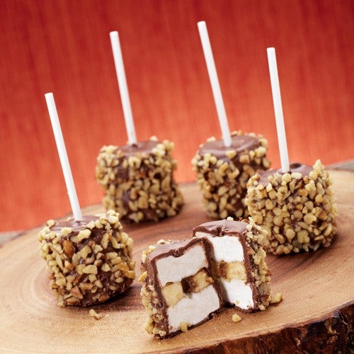 Crunchy marshmallow pops