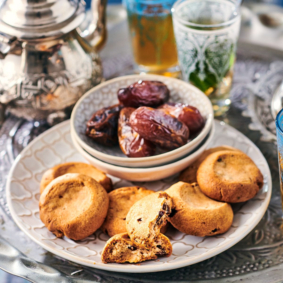 Turkish date cookies