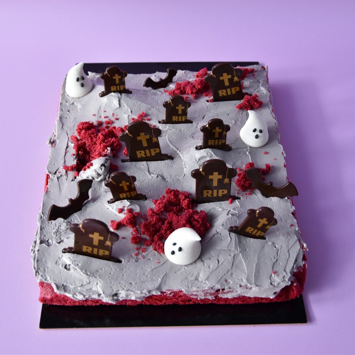 Halloween Kerkhof Sheet Cake