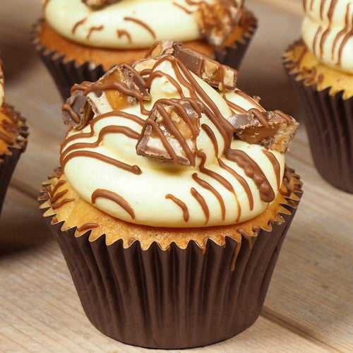 Get your snickers cupcakes