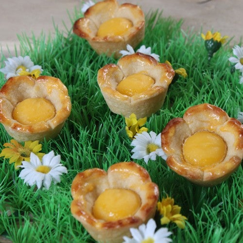 Filled flower cookies