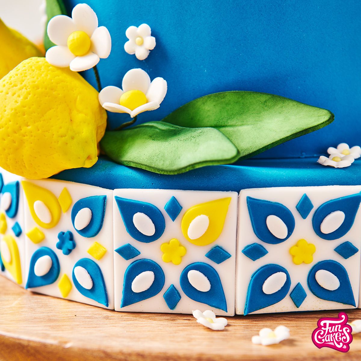 Mediterranean Layer Cake in Bella Blue