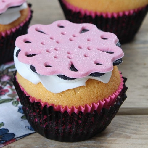 Lace cupcakes