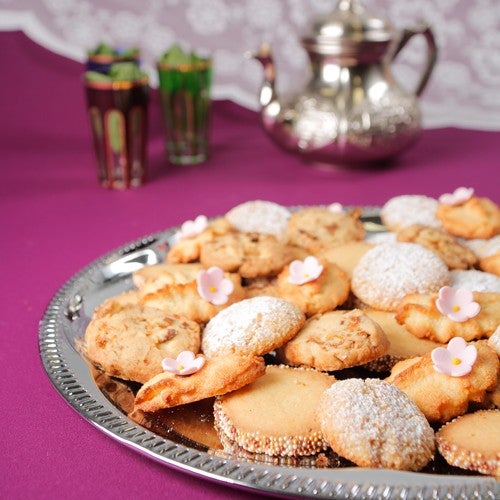 Moroccan cookies: Dried fruit cookies