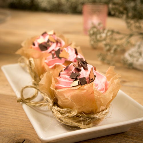 Beautiful cupcakes with golden flakes