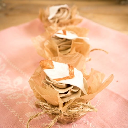 Hazelnut cupcakes with feathers