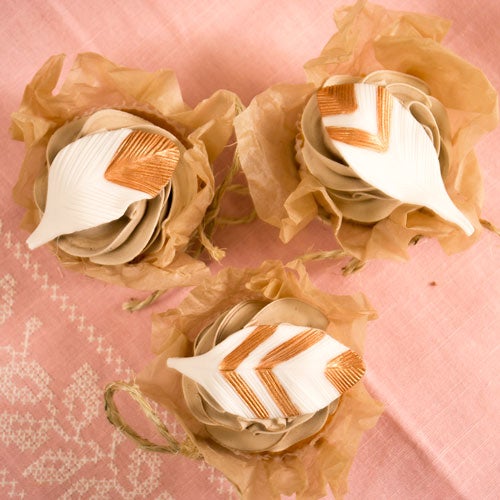 Hazelnut cupcakes with feathers