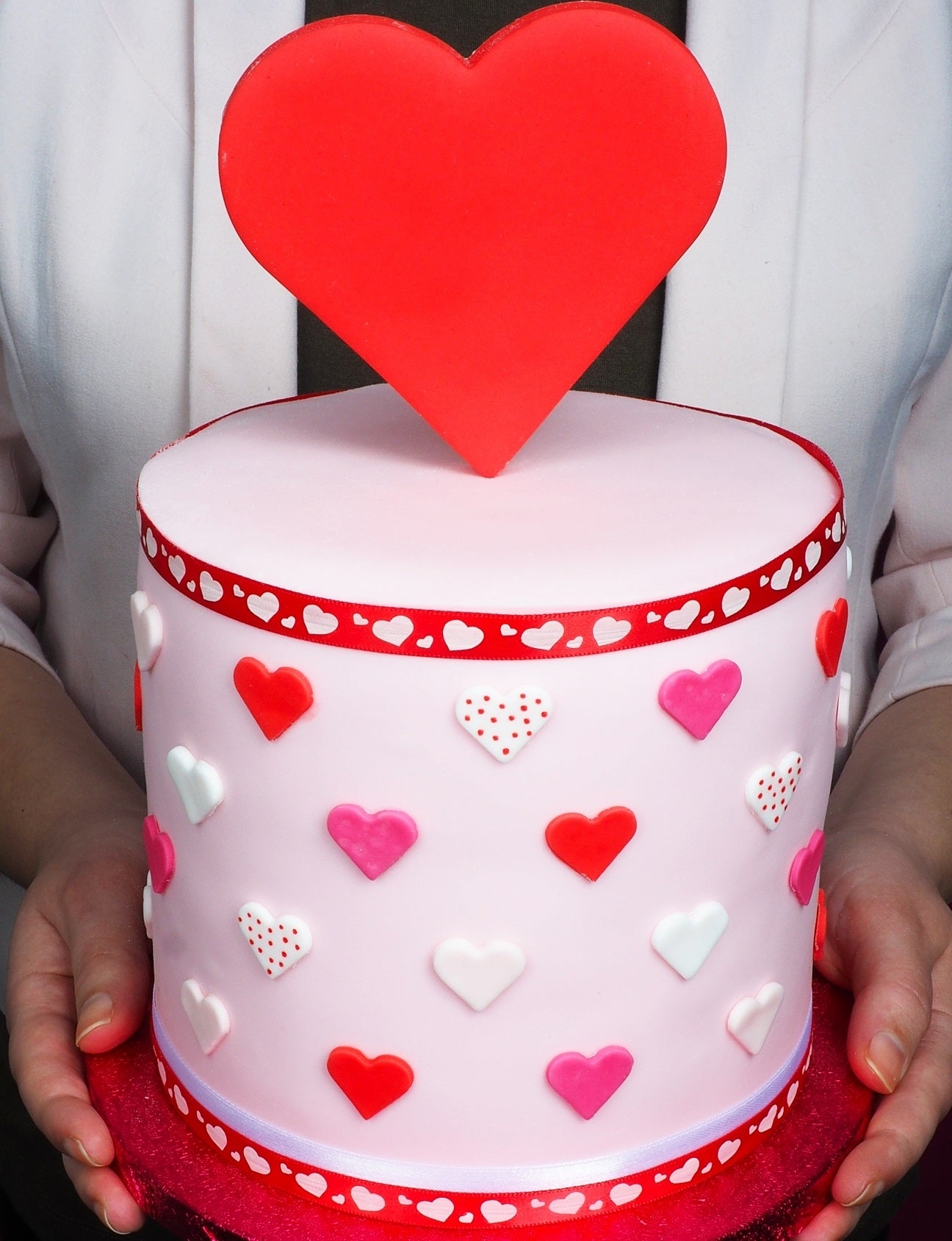 'With lots of love' taart