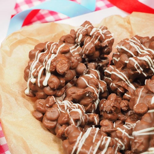 Spiced cookies with chocolate