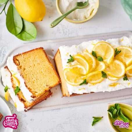 Limoncello Cake with Lemon Cream