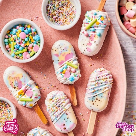 Pastel Cakesicles