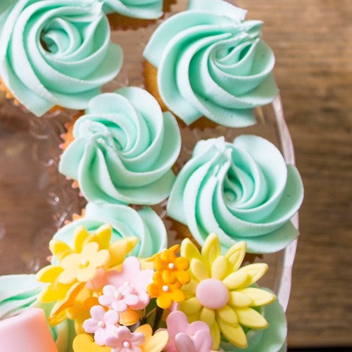 Summer cupcakes