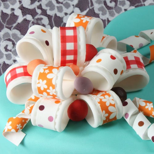 Cake with bow