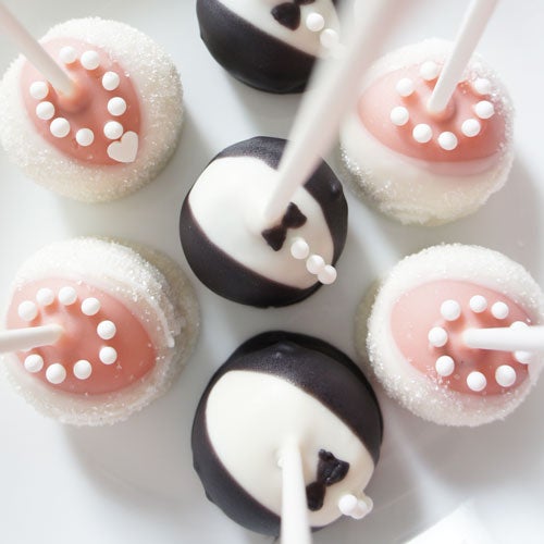 Bride & groom pops
