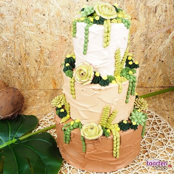 Botanical Cake