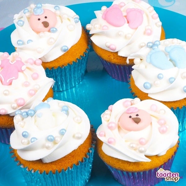 Gender reveal cupcakes