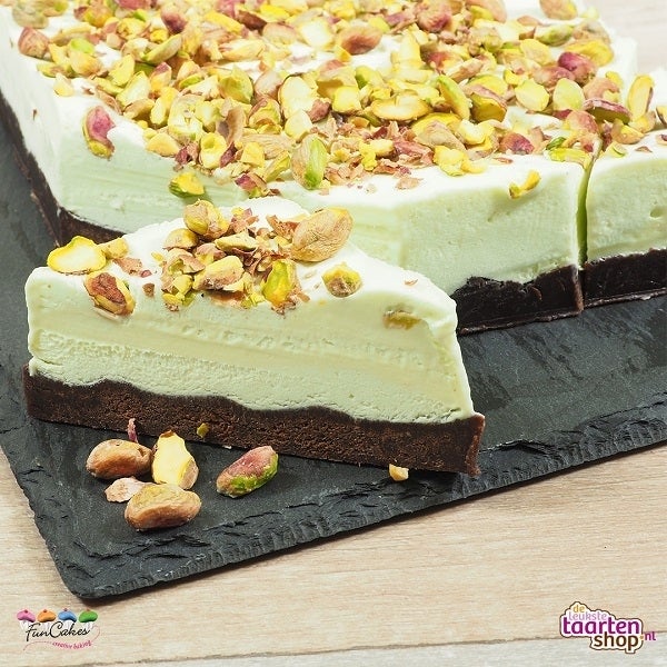 Pistachio ice cream