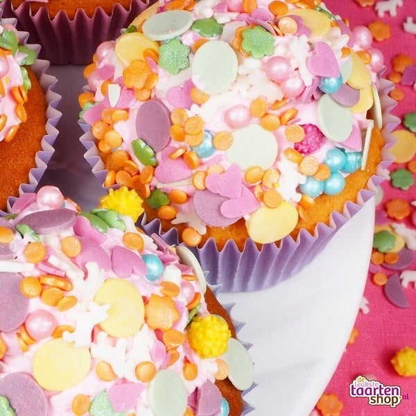 Cupcakes with unicorn sprinkles