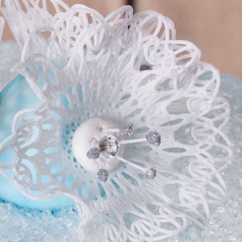 Winter lace cake