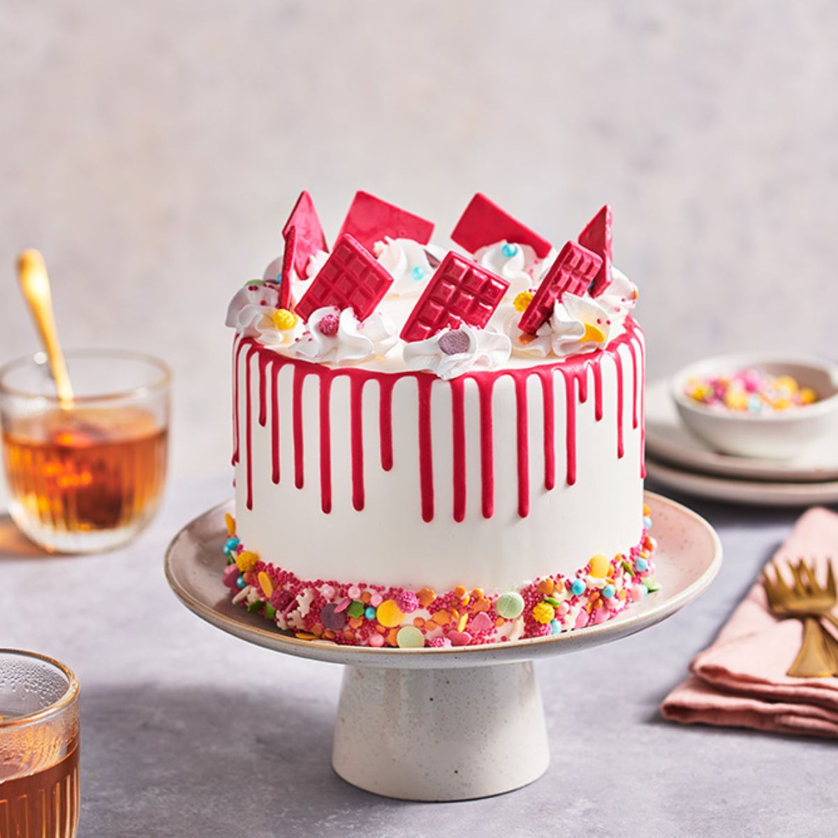 FunCakes Cake Drip Hot Pink 180 g