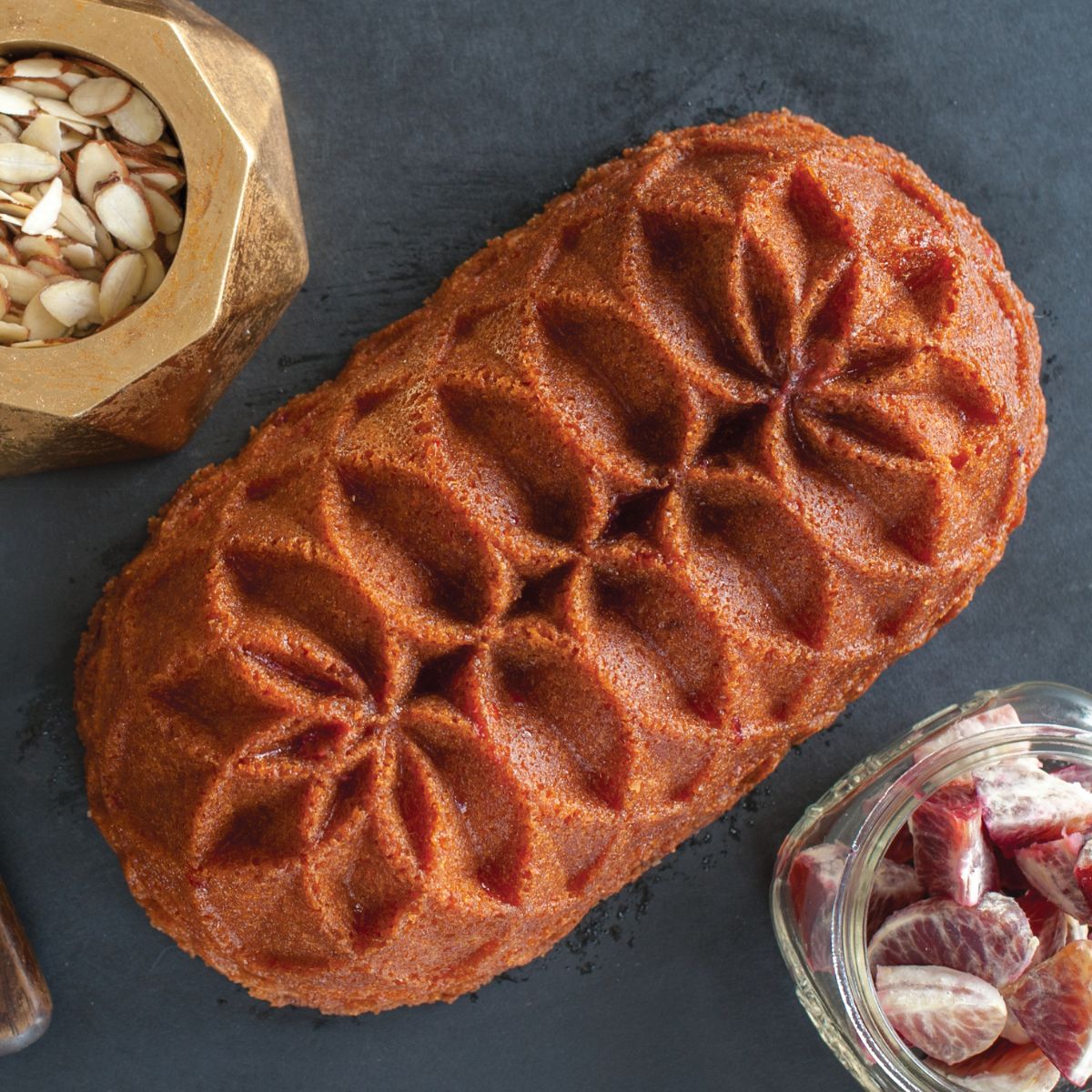 Nordic Ware Cake Tin Jubilee 26x14,5cm