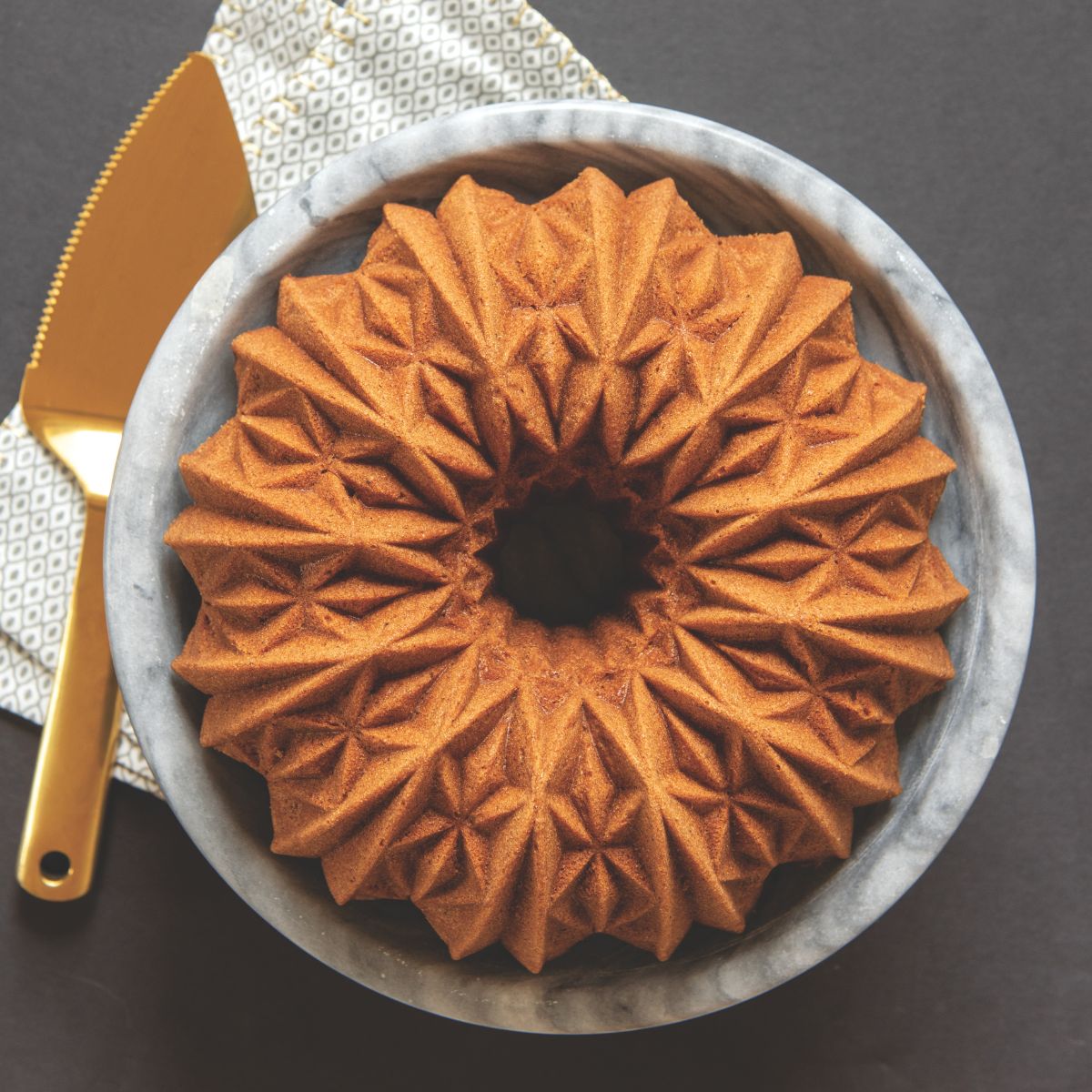 Nordic Ware Bundt Pan Cut Crystal Ø25cm