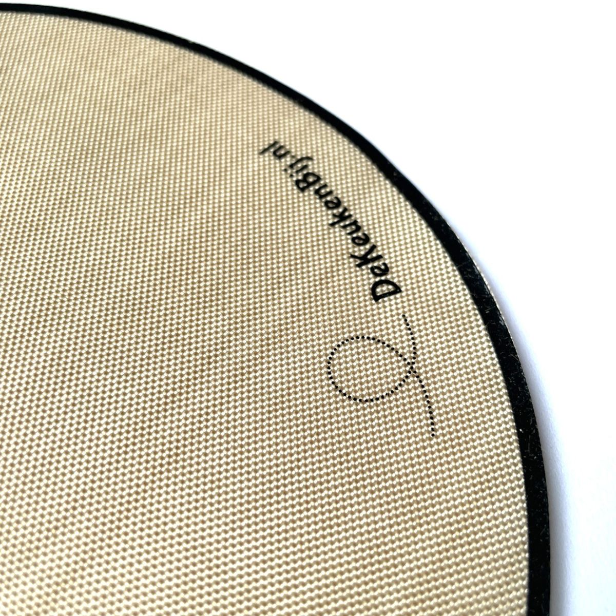 De KeukenBij Silicone Reusable Baking Paper Round Ø18cm