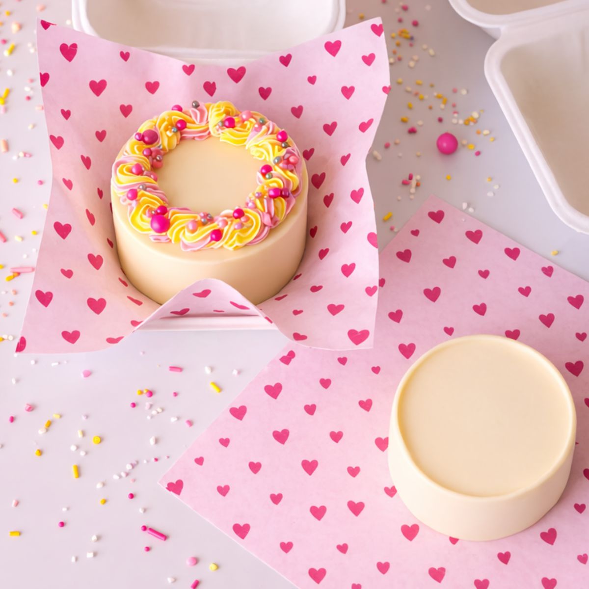 Simply Making Bento Box Liner Pink Hearts 25x25 cm pk/50