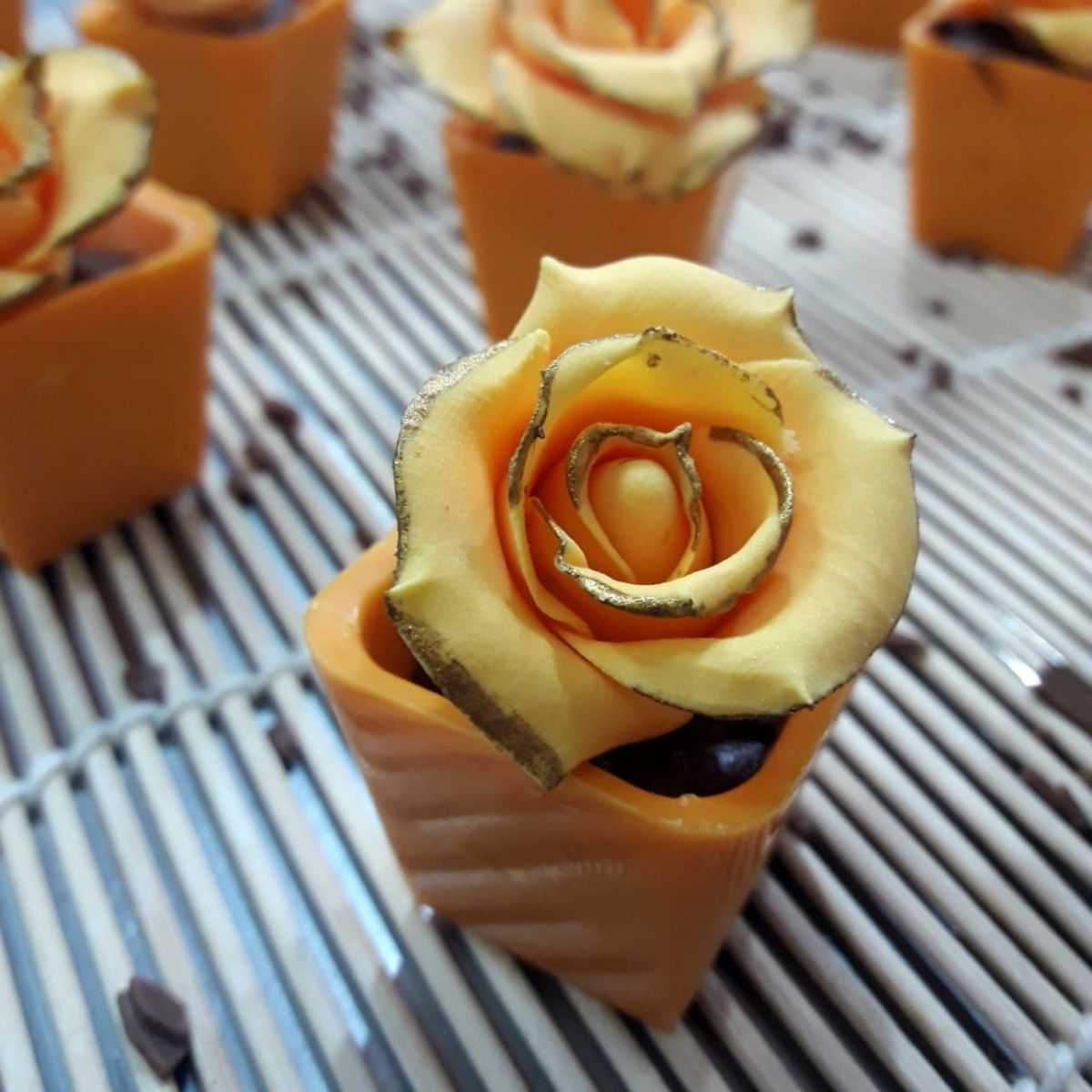 BWB Chocolate Mould 3-part - Open Cube