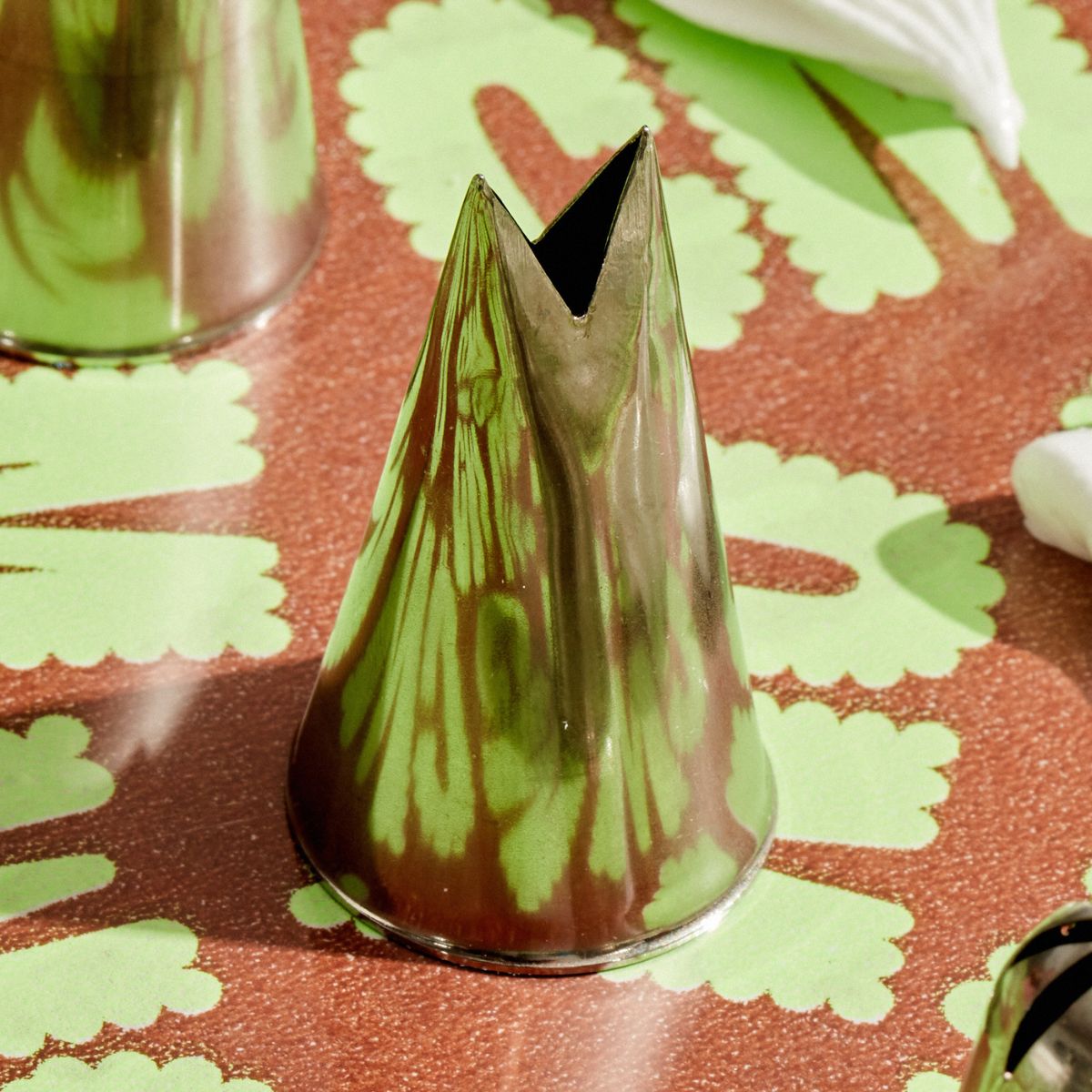 Colour Mill Piping Tip - 353M Leaf