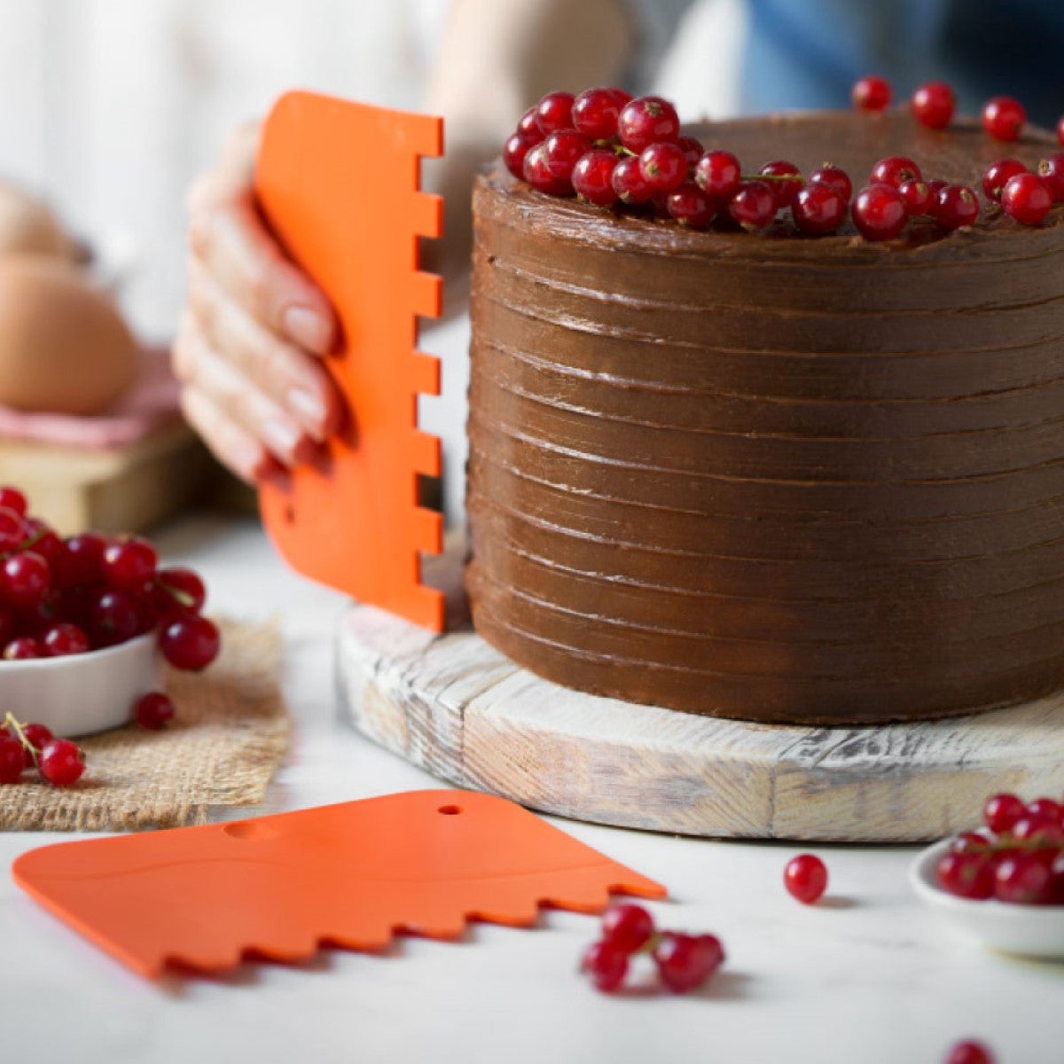 Decora Plastic Scrapers - Scalloped and Wavy pk/2 (12x8cm)