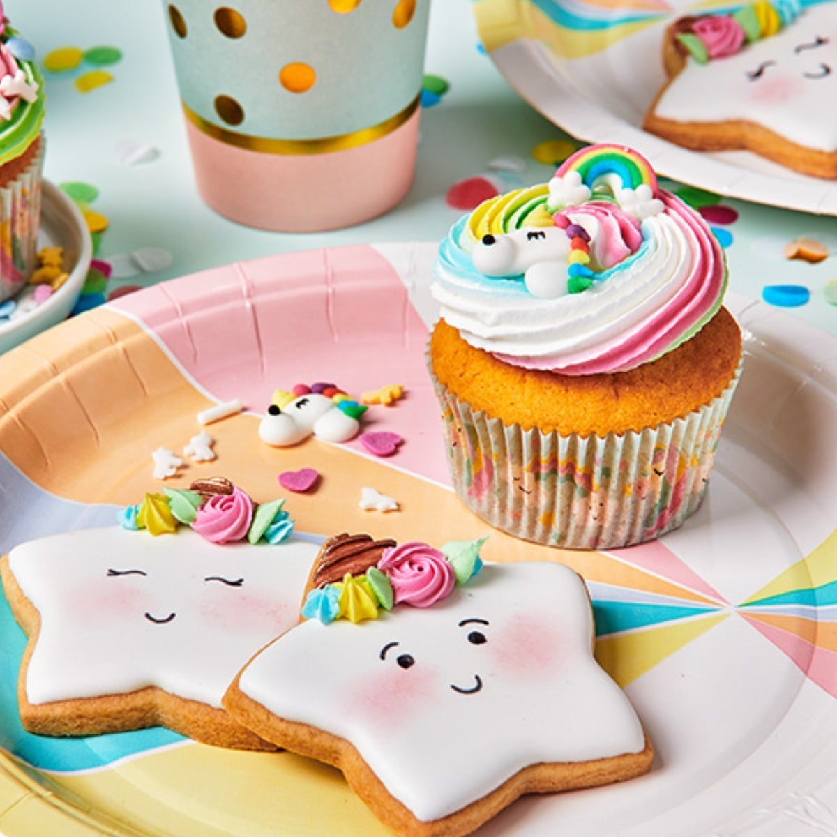 FunCakes Sugar Decorations Unicorn & Rainbow Set/12