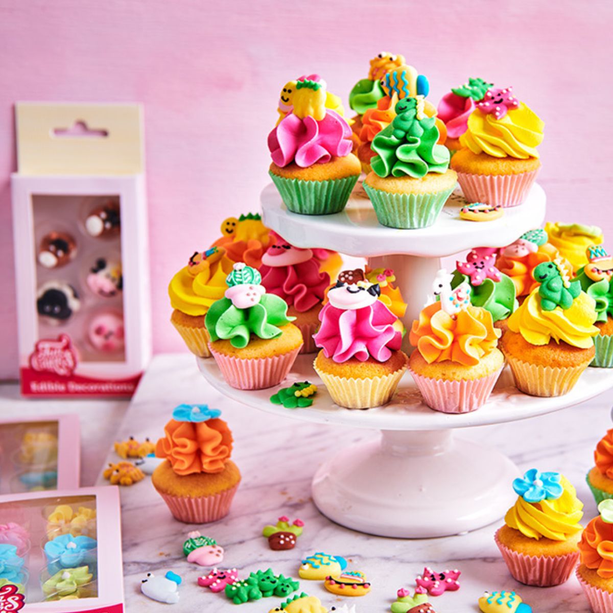 FunCakes Sugar Decorations Pineapple & Palm Trees Set/12