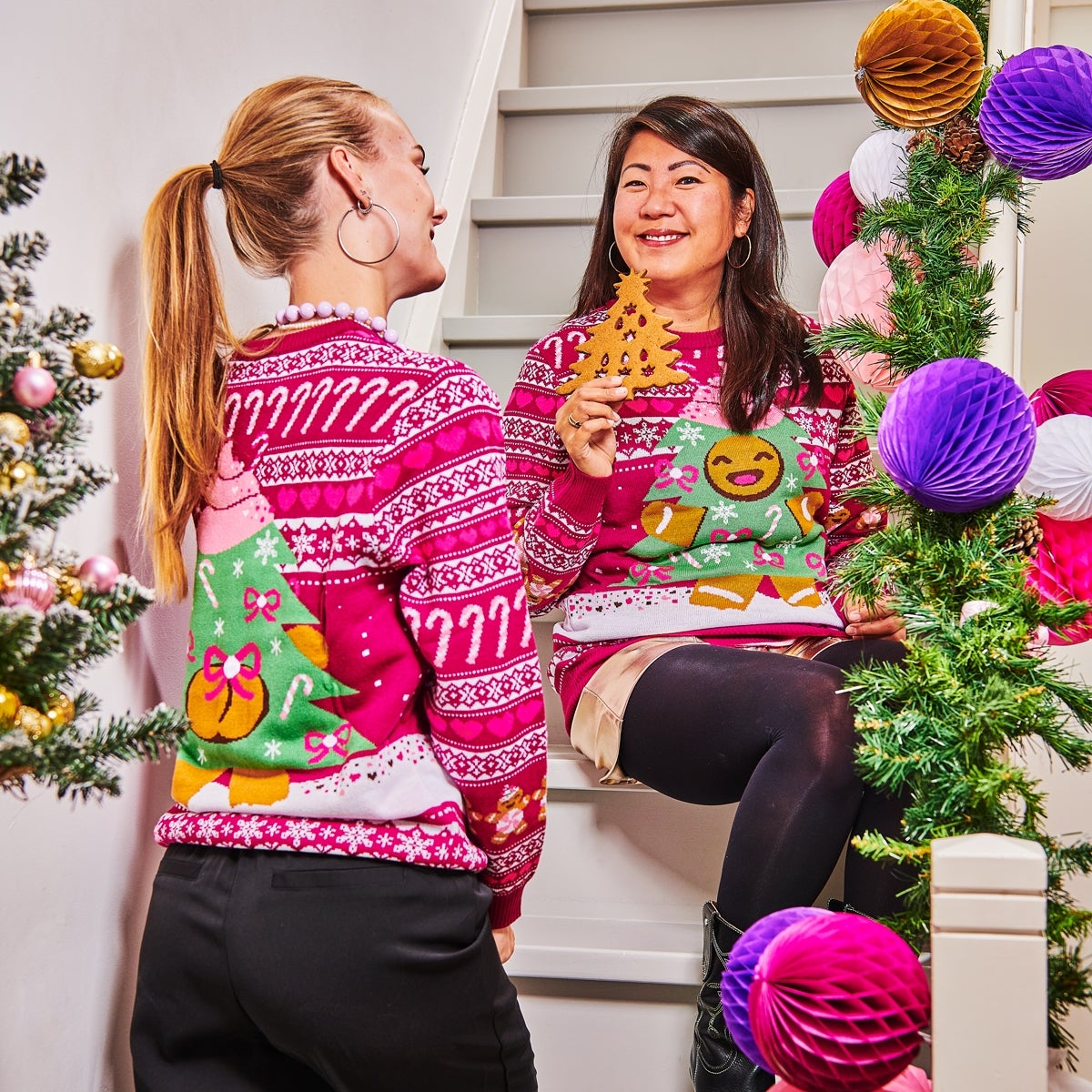 FunCakes Christmas Sweater 2025 XL